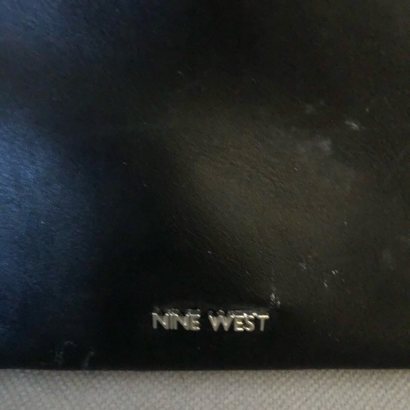 Nine West - Picture 2 of 3